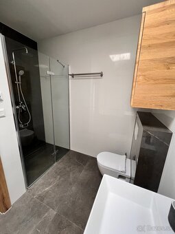 ZNÍŽENÁ CENA Predaj 4 izbový rodinný dom nedaleko Piešťan - 7