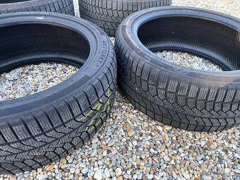 Zimné pneu 245/40 r19 DOT 3324 - 7