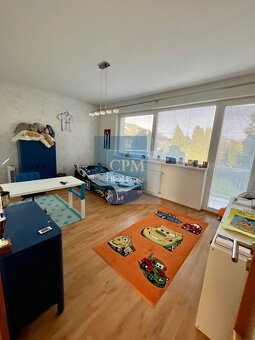 Ponúkam na predaj veľký 5- izbový rodinný dom v Pezinku v ti - 7