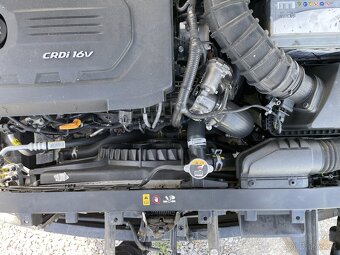 Hyundai i30 1.6 CRDi Style - poškodené - 7