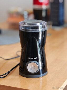Espresso De'Longhi DEDICA EC 685 Biely - 7