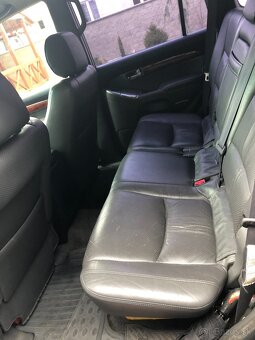 Predám Toyota Land Cruiser J12 3,0 A D-4D 02 - 7