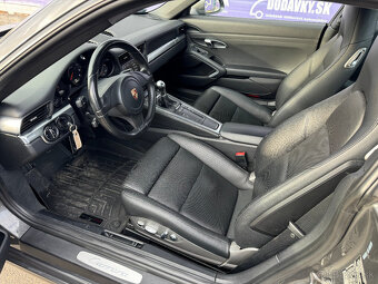 Porsche 911 Carrera - 7