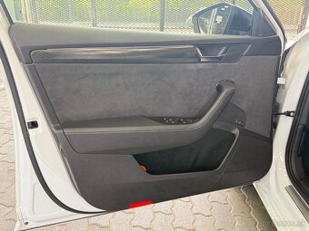 Škoda superB sportline 2.0 4x4 - 7