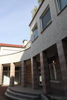 Na predaj administratívna budova v Piešťanoch - 7