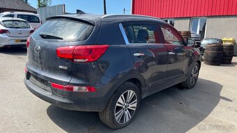 346. KIA SPORTAGE 1.7crdi D4FD Na náhradní díly - 7