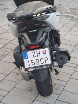 Honda Forza 125 Smart Top Box, biela farba - 7