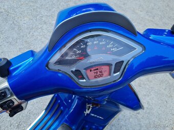 Vespa Sprint 125ie - 7