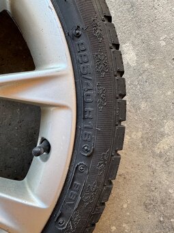Elektróny audi so zimnymi pneumatikami 225/40 R18 - 7
