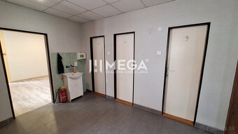 ZNÍŽENÁ CENA NA PRENÁJOM - Budova  v meste Humenné - 7