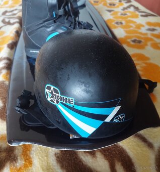 Wakeboard Liquid Force + viazanie Index + prilba Jobe - 7