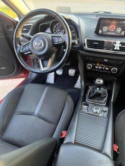 Mazda 3 - 7