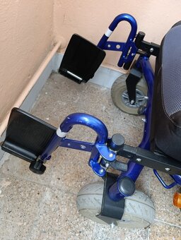 Elektrický invalidný vozík - 7