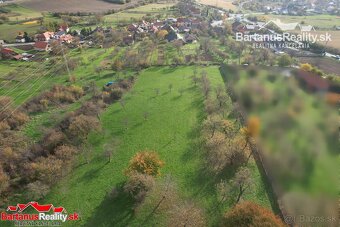 BartanusReality - Na predaj pozemok pre výstavbu rodinných d - 7