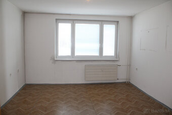 SPEKTRUM REALITY- Na Predaj 3-izbový byt, 72 m2 s loggiou, P - 7