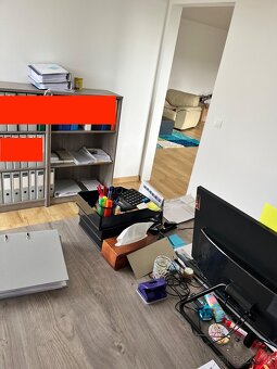 Kancelária / showroom /obch. priestory (+video) - 7