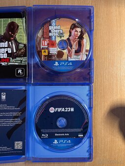 PlayStation 4 Slim 500 gb + DualShock + 2 hry - 7