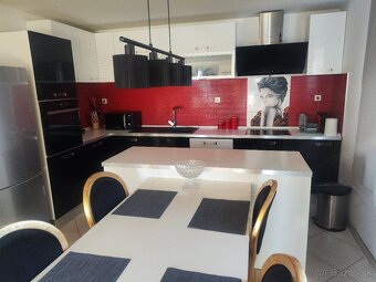 3 izbový apartmán v Chorvátsku s nádherným výhľadom. - 7