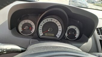 Kia Ceed 1.4 2009 - 7