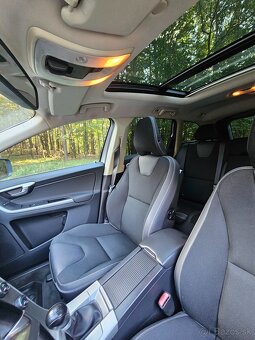 Volvo XC60, 2011, diesel ,120KW - 7