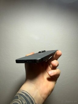 Apple iPhone 17 256GB Black - 7