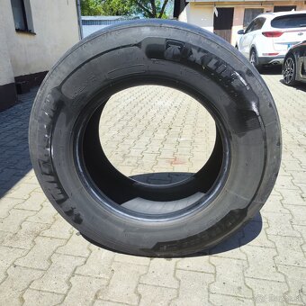 385/55 r22,5 Michelin - 7