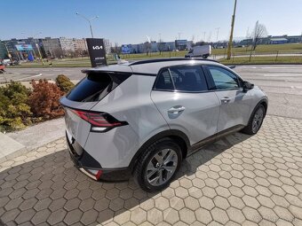 Kia Sportage 1.6 T-Gdi Hybrid 154kW 4x4 Automat - 7