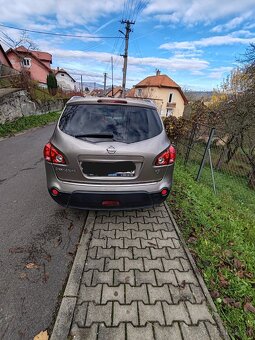 Nissan Qashqai+2 2010 - 7