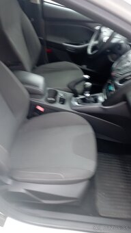 Ford Focus 1.6 tdci - 7
