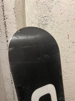 Predám snowboard s topánkami a viazaním NITRO - 7