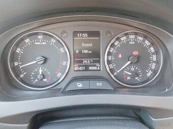 Predám Škoda Rapid Spaceback Ambition 1.2 TSI 63kw - 7
