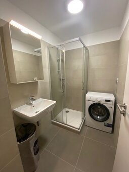 Príjemný byt 32 m² s vonkajším parkovacím miestom - 7