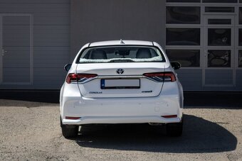 Toyota Corolla Hybrid - 7