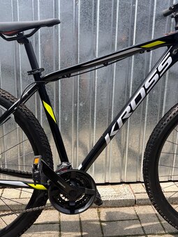Horský pánsky bicykel Kross Hexagon 5.0 29” čierno-žltý - 7