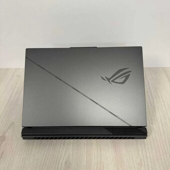 [Predám] Herný notebook - 16" ASUS ROG STRIX G614JIR-N4002W - 7