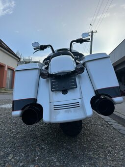 Harley Davidson Road Glide - 7