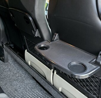 Mercedes Vito 9 miest - 7