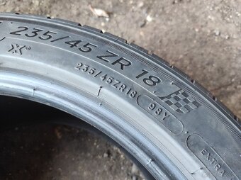 Letne pneu 235/45 R18 Michelin Tesla model 3 - 7