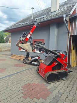Predám mini nakladac - 7