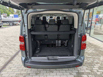 Toyota Proace Verso VIP 2.0 D-4D 180 L2 A8 130kW (177HP) A8 - 7