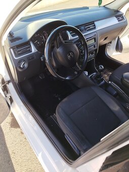 Predám auto škoda.rapid.1.2.Tsi.bencin - 7
