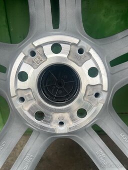 Nová zimná sada Mercedes gle w167, R20,5x112 - 7