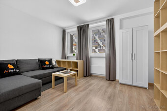 Na Predaj svetlá zariadená garsónka Podunajských Biskupicia - 7