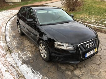AUDI A3 1.6 TDi SPORTBACK FACELIFT 2010 - 7