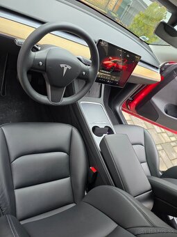 Tesla Model Y Premium Long Range AWD 514PS Fabrická Záruka - 7