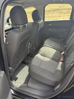 Peugeot 3008 1.6 HDI - 7