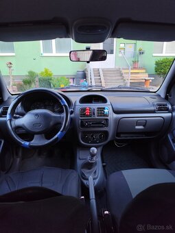Renault Clio - 7