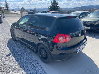 Volkswagen Golf 2.0 TDI - 7