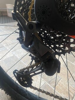 EXKLUZÍVNE Prémiový MTB bicykel s váhou len 8,1 kg - 7