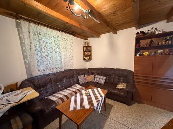 PREDAJ - STAVEBNÝ POZEMOK S CHATKOU - ČARADICE - 7